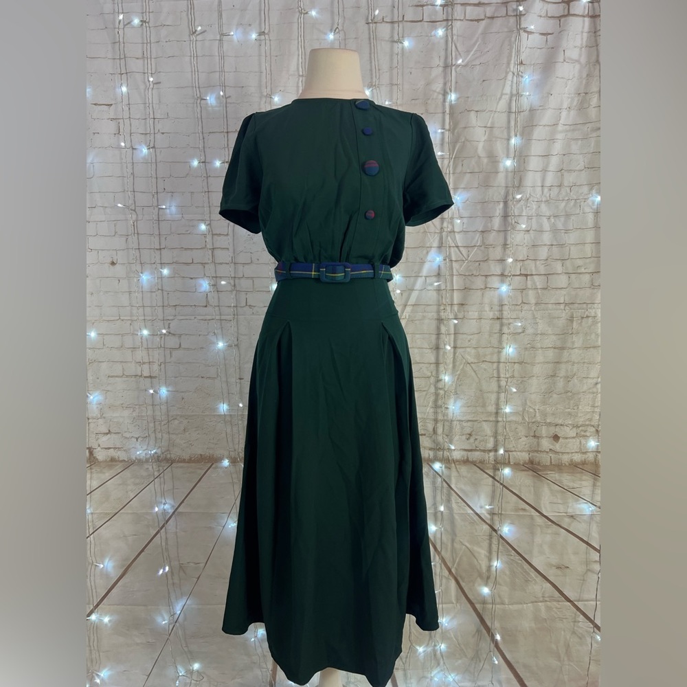 Bright and Beautiful Vintage Inspired Green Midi Dress